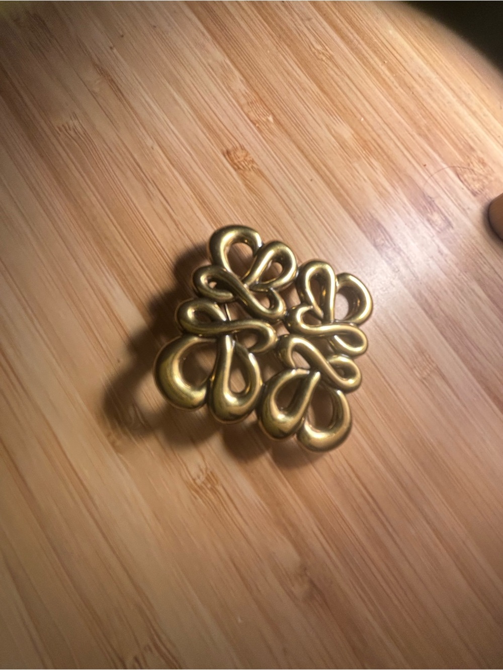 Gold Floral thick Knot Brooch